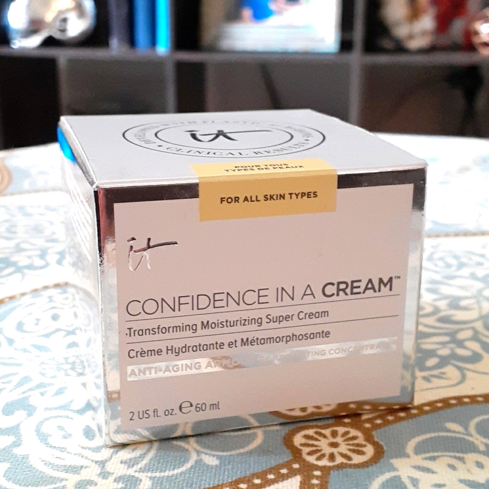 It Cosmetics Confidence in a Cream